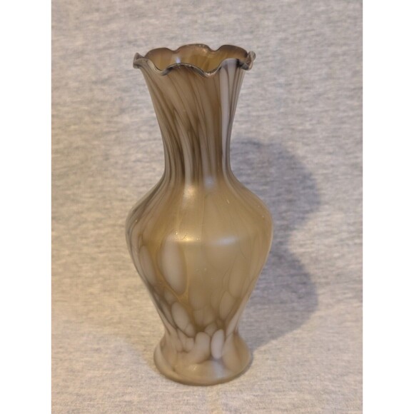 Vtg Hand Blown Brown & White Marble Spatter Confetti Swirl Glass Ruffled Vase - Picture 2 of 6